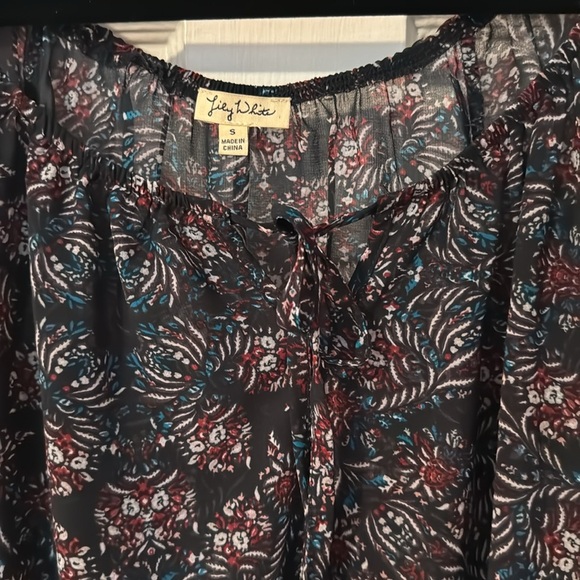 Lily White Long Sleeve Sheer Ruffled Boho Peasant Women's Top Size Small - Picture 5 of 10